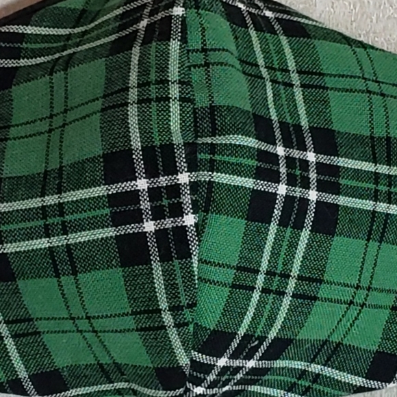 Green Black Plaid Face Mask Reversible Triple Layer Filter NWT - Picture 2 of 3